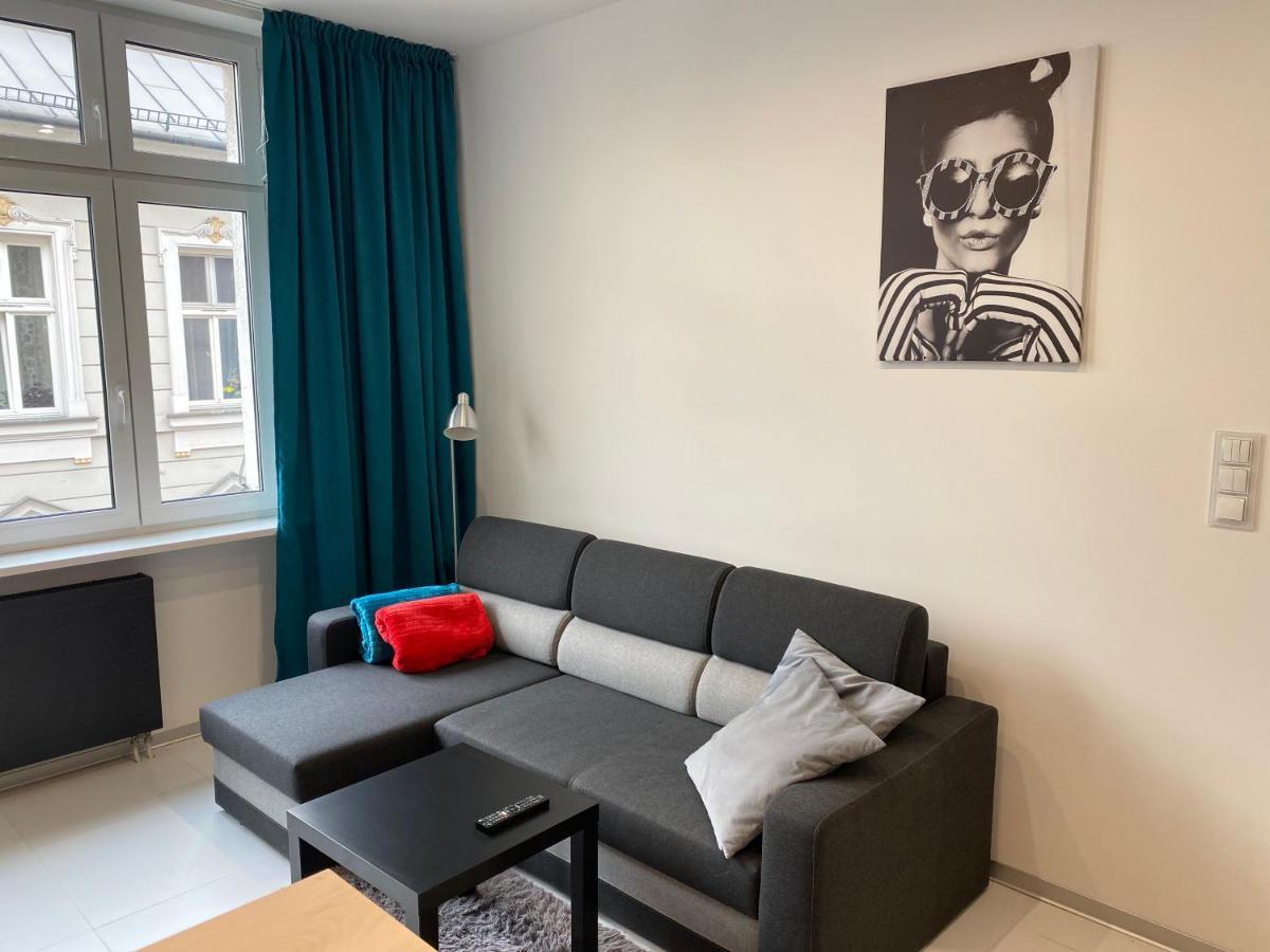 Apartamenty Planeta 别尔斯克-比亚拉 外观 照片