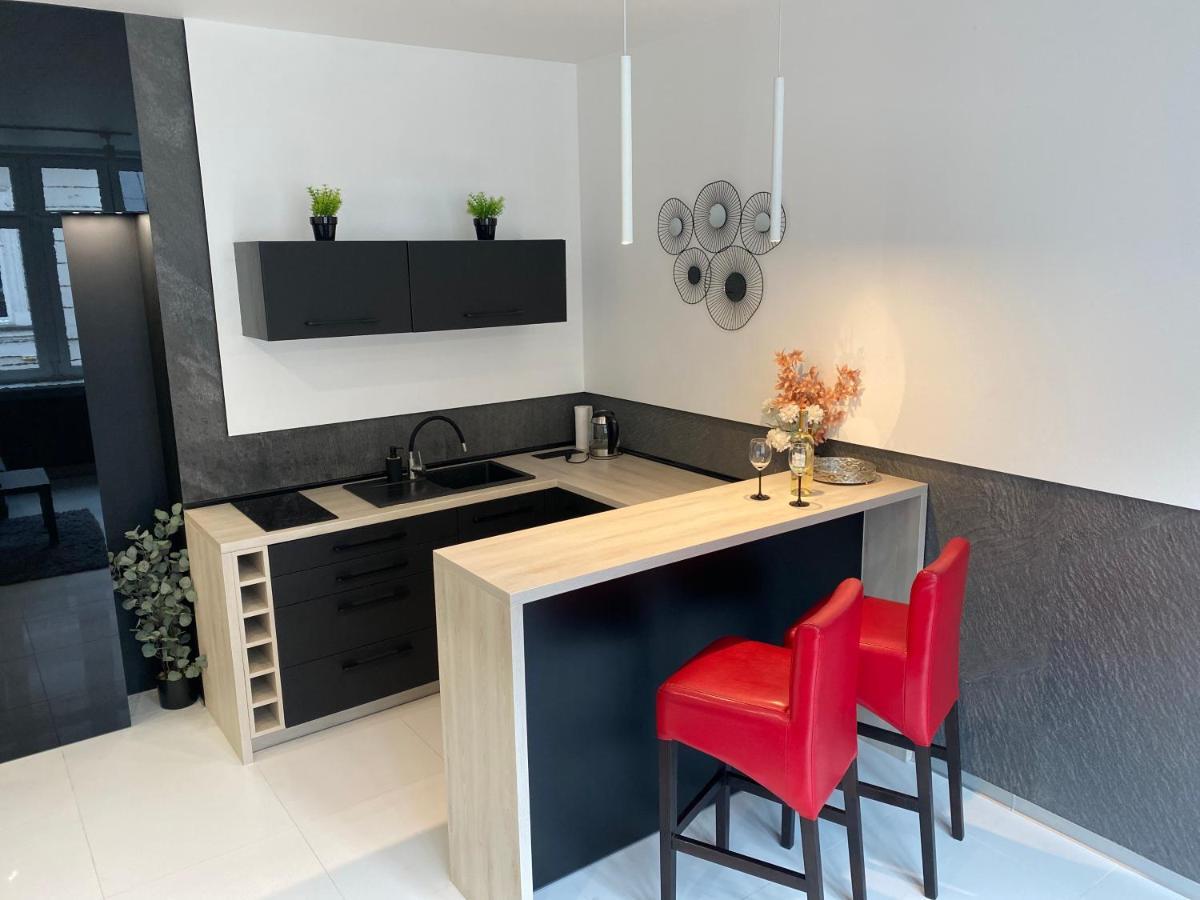 Apartamenty Planeta 别尔斯克-比亚拉 外观 照片