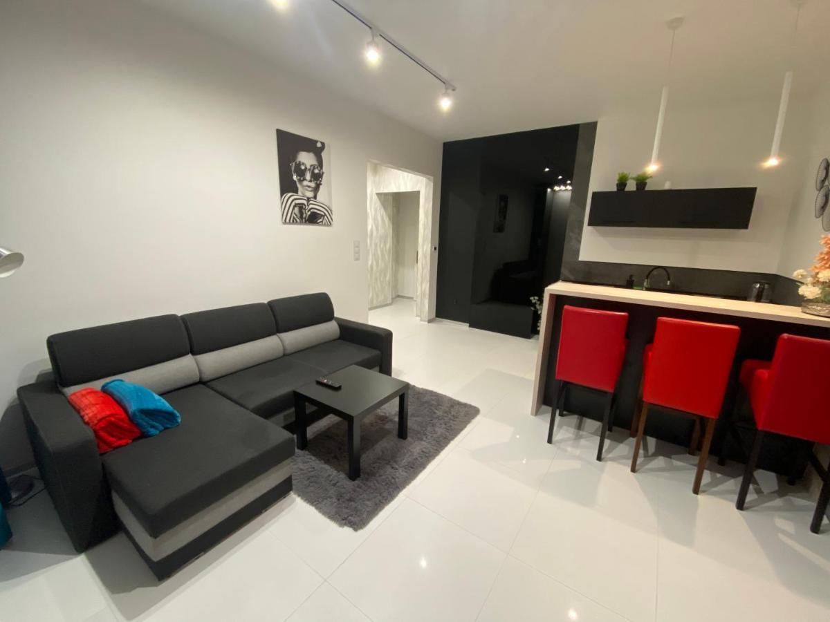 Apartamenty Planeta 别尔斯克-比亚拉 外观 照片